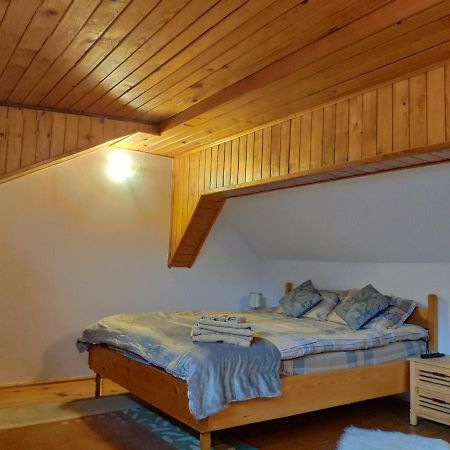 Cozy Loft At Teleferic Lejlighed Sinaia Eksteriør billede